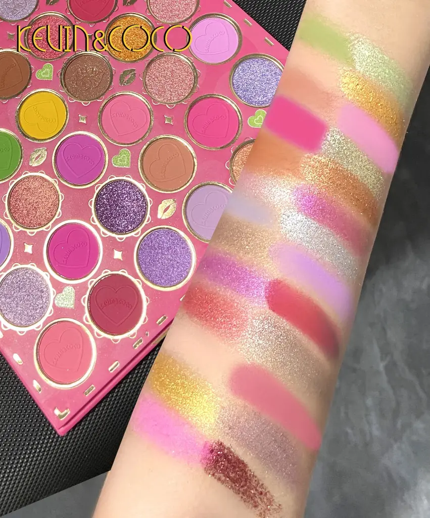 imgi_5_KEVIN_COCO36colousexyladyeyeshadowpaletteHongxuanCosmetics_4.webp