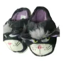Babucha Gato Lucifer