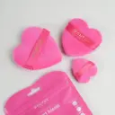 Set De Borlas Corazón Para Maquillaje X3 Fucsia Montoc