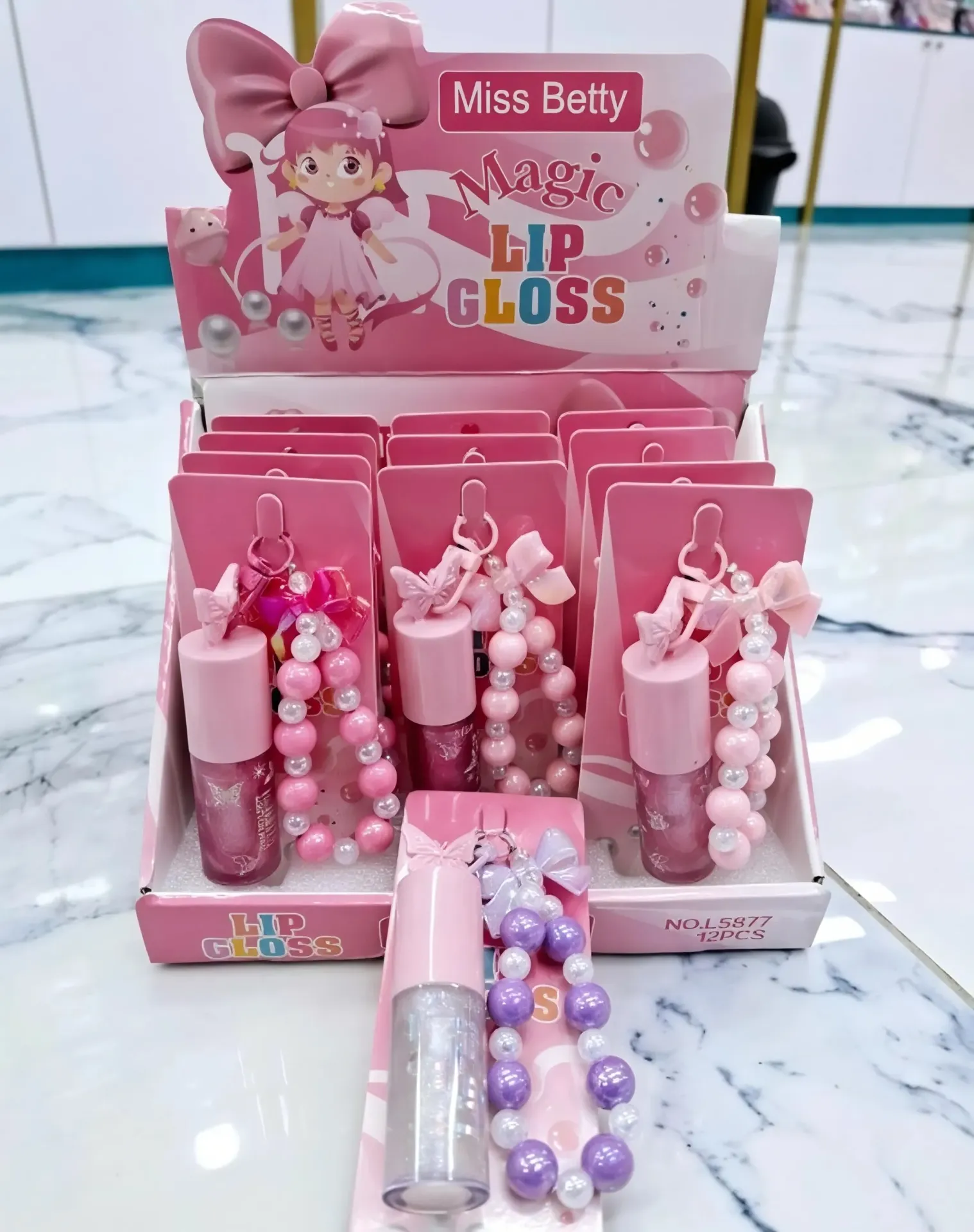 Brillo de Labios con Llavero Miss Betty Ref L5877